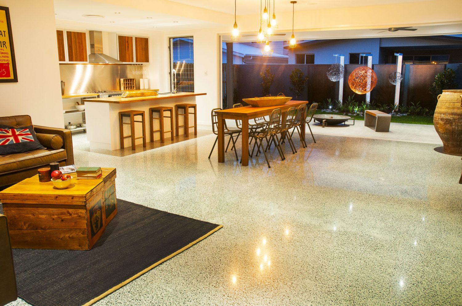 Mechanical concrete finish 